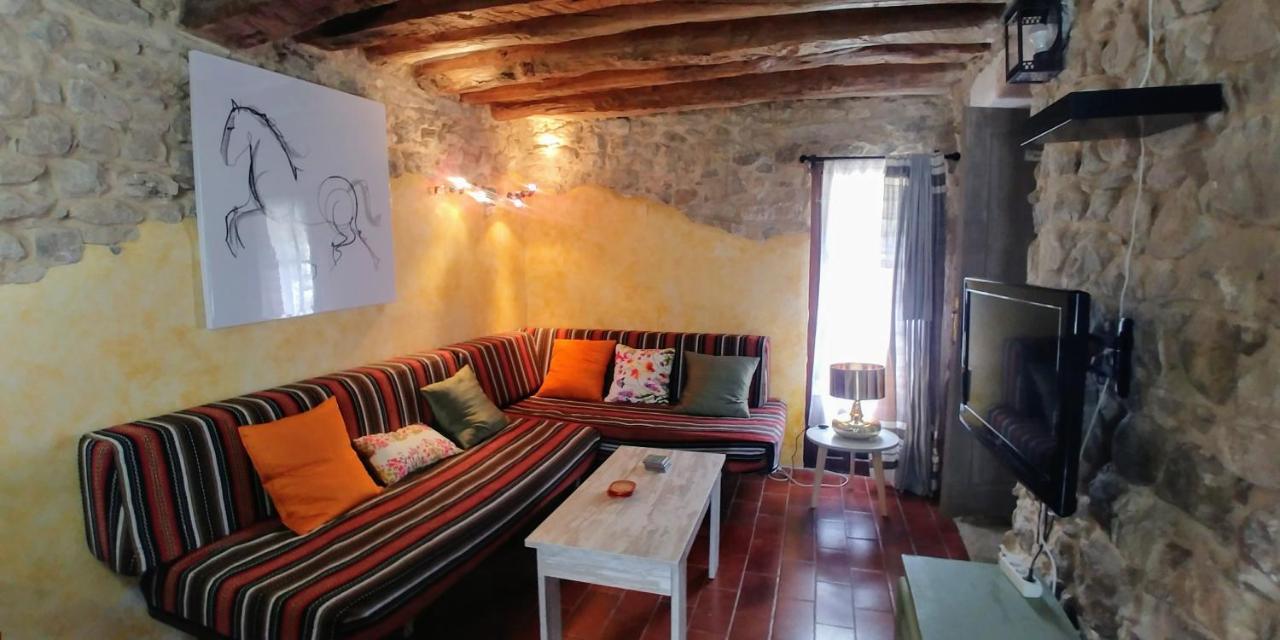 Apartamento Sierra De Guara Daire Paules Dış mekan fotoğraf